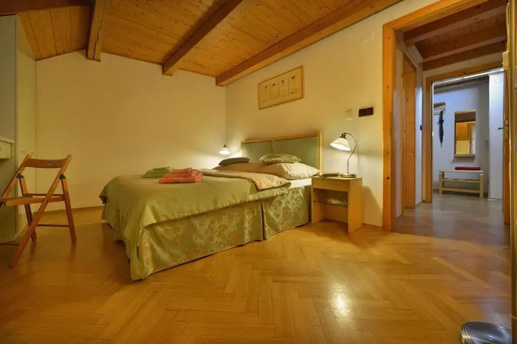 Old Town Apartments Tyn