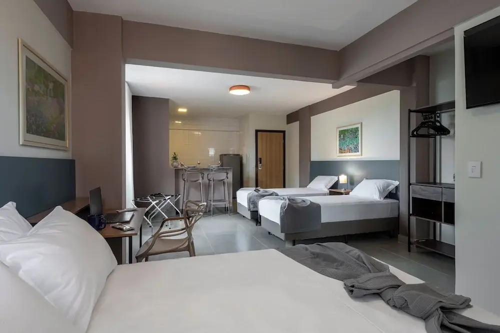 Lym Flat Hotel