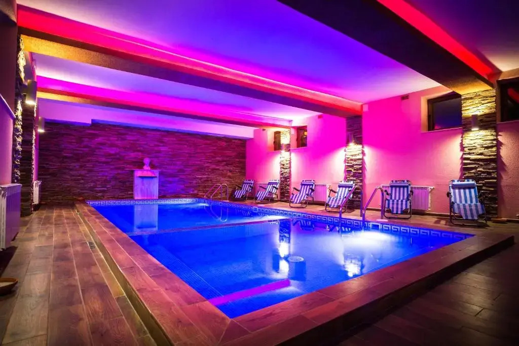 Elina Hotel