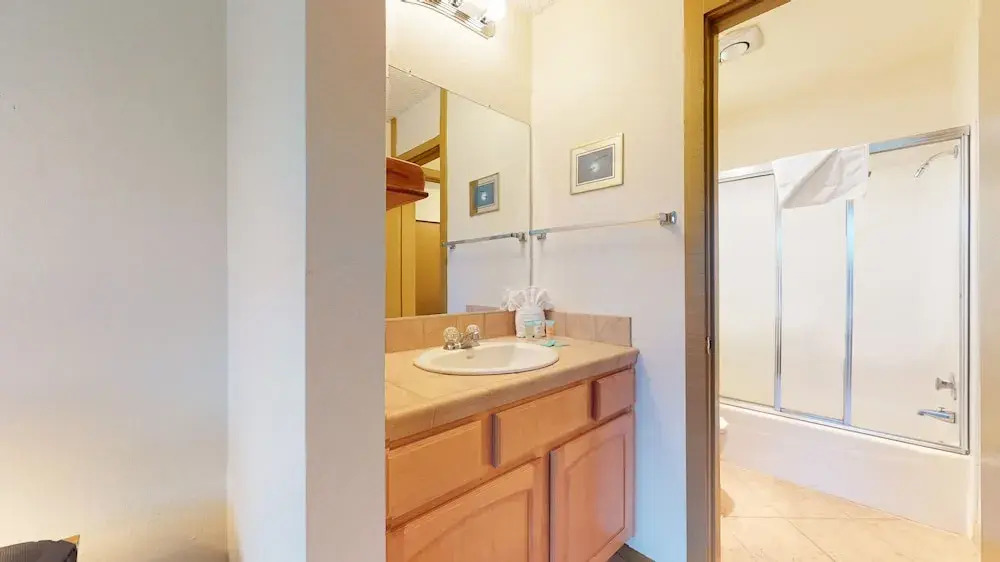 Summit 32 2 Bedrooms 2 Bathrooms Condo