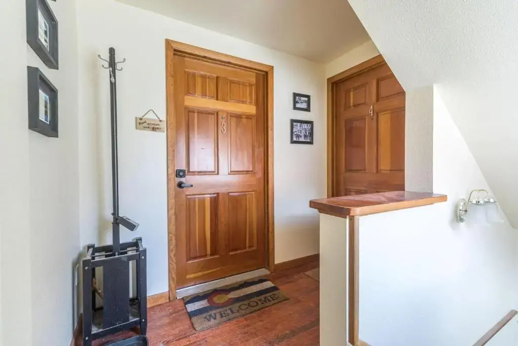 225 6th Avenue Unit 3