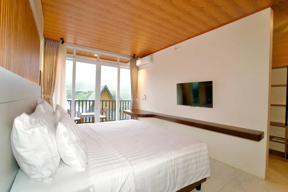 Gulala Azana Hotel & Resort Guci Tegal
