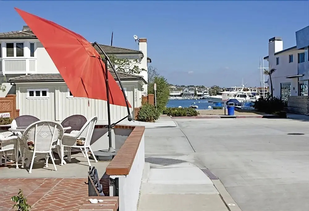 1101 W Bay Ave Sml 4 Bedroom Home