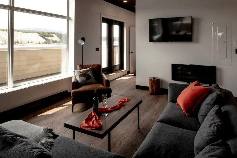 Raven Inn Whitehorse