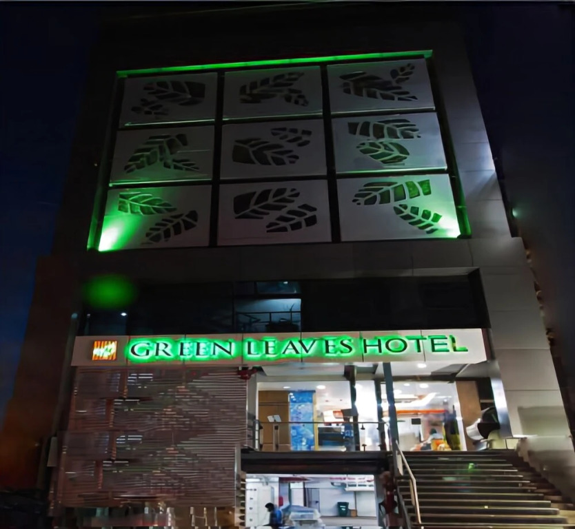 Green Leaves Hotel