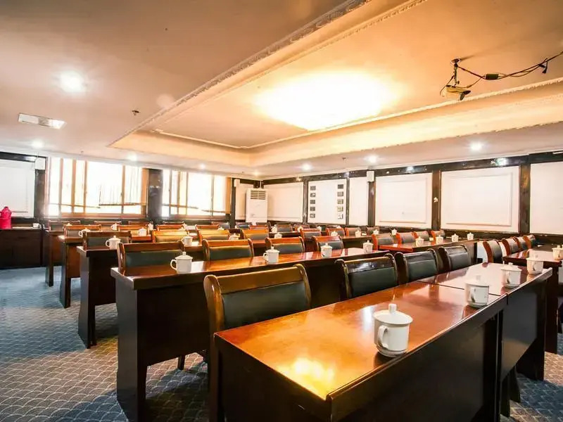 GreenTree Inn Suzhou Guanqian Yangyuxiang Metro Station Business Hotel
