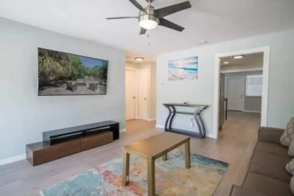 5144 Duplex in Oakland Park
