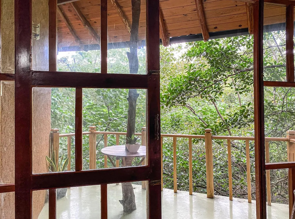 Seasons Four Jungle Treehouse