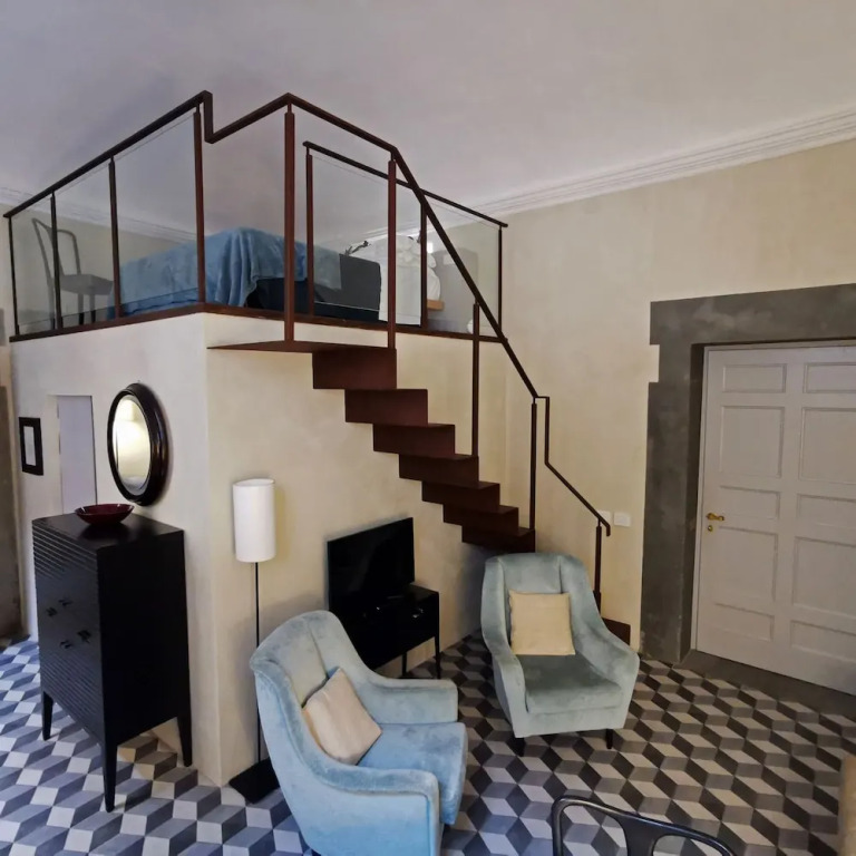 Mezzo 46 in Firenze With 2 Bedrooms and 2 Bathrooms