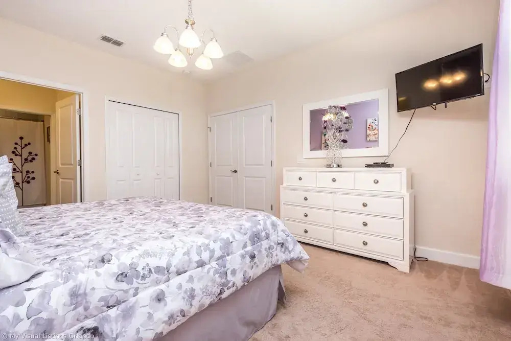 430cd Magical 4 Bedroom 4.5 Bathroom Town Home