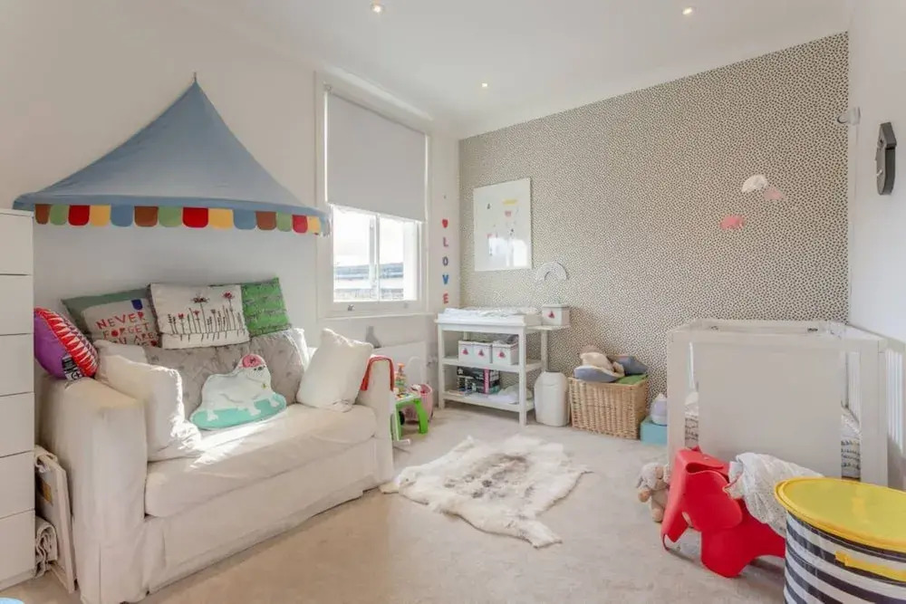 Incredible 5 Bedroom Home Overlooking Queen's Park