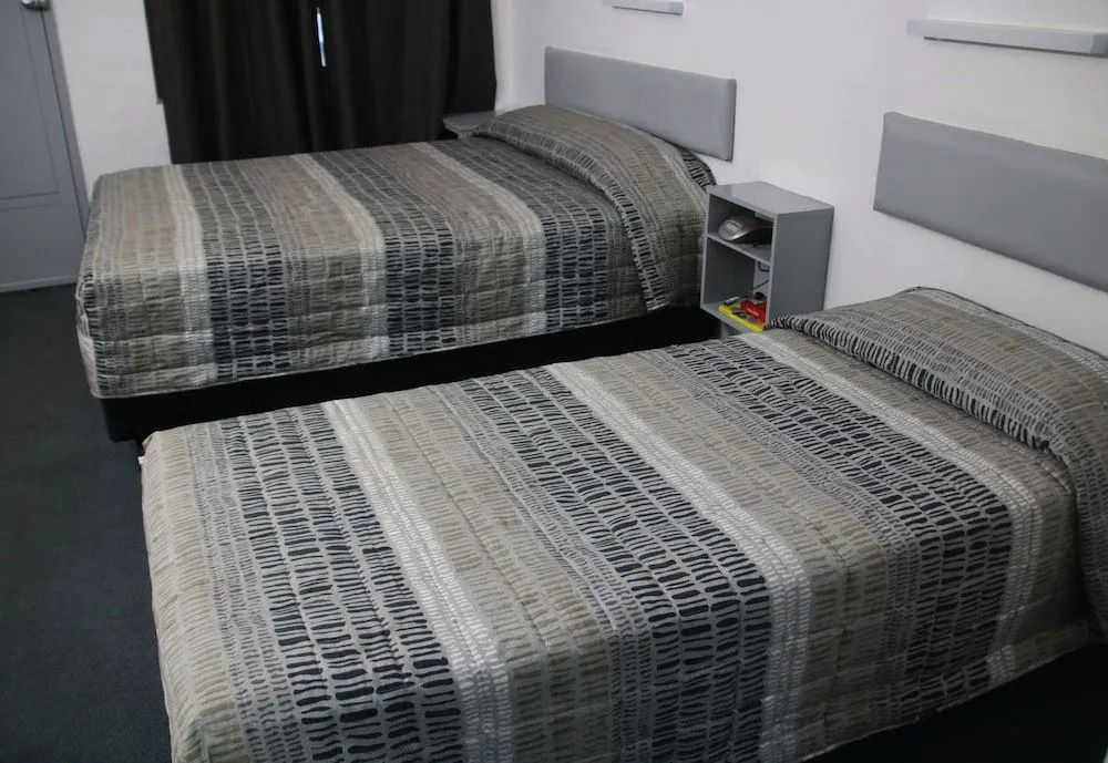 Bourbong St Motel