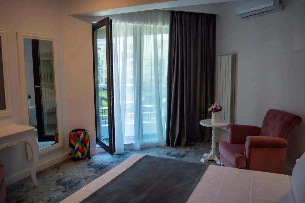Hotel DNH