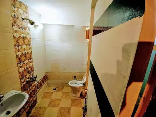 Kishor Guest House