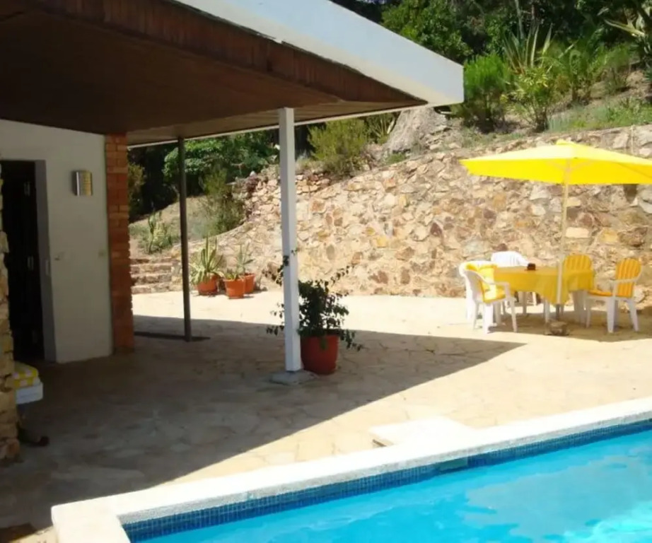 House - 3 Bedrooms with Pool and WiFi - 107066
