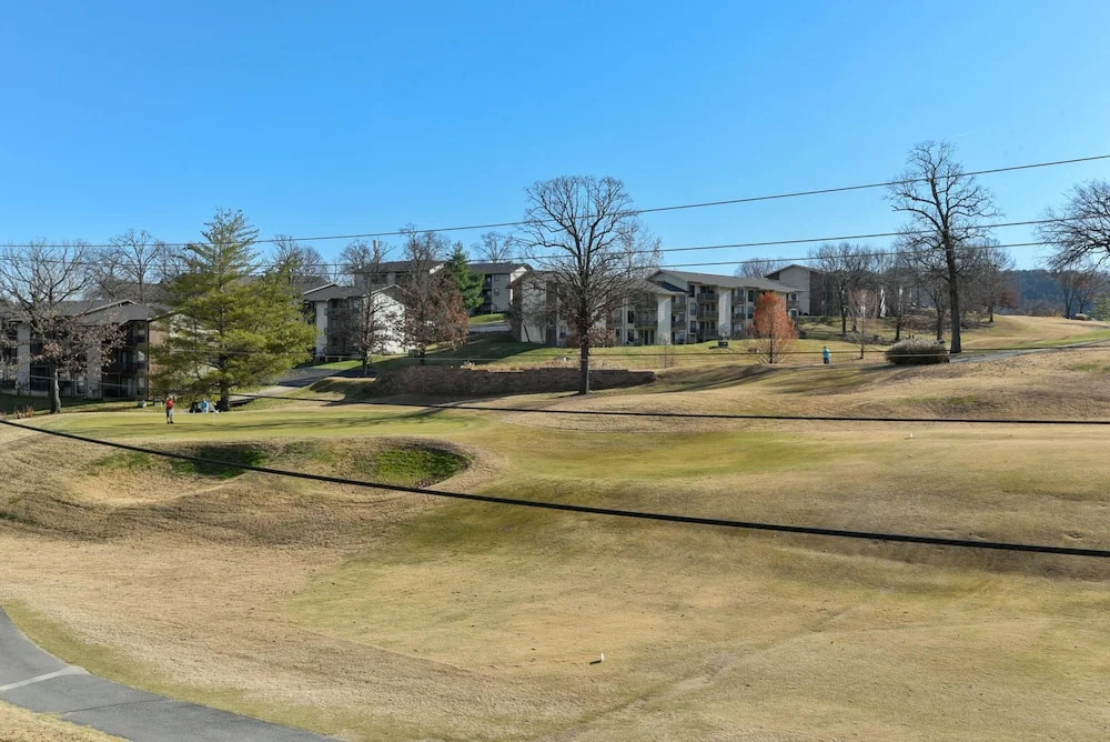 Matchplay - Resort Amenities W/ Indoor Pool - Comfort Meets Style and Fun!
