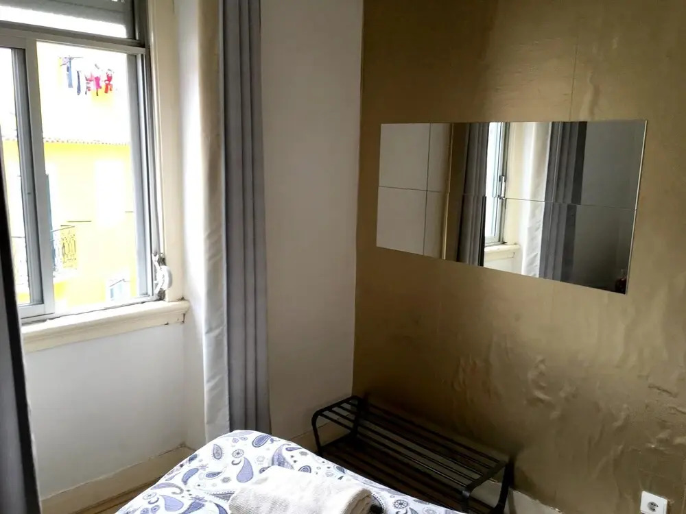 Apartment with 2 Bedrooms in Lisboa, with Furnished Balcony And Wifi