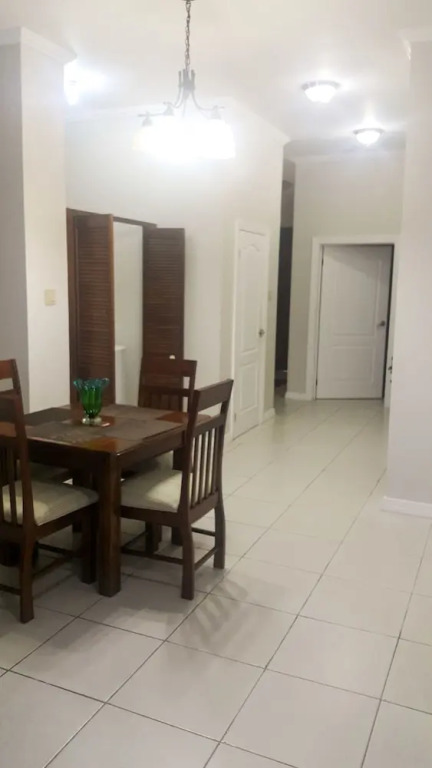 2 Bdrm Apartment at Runaway Bay