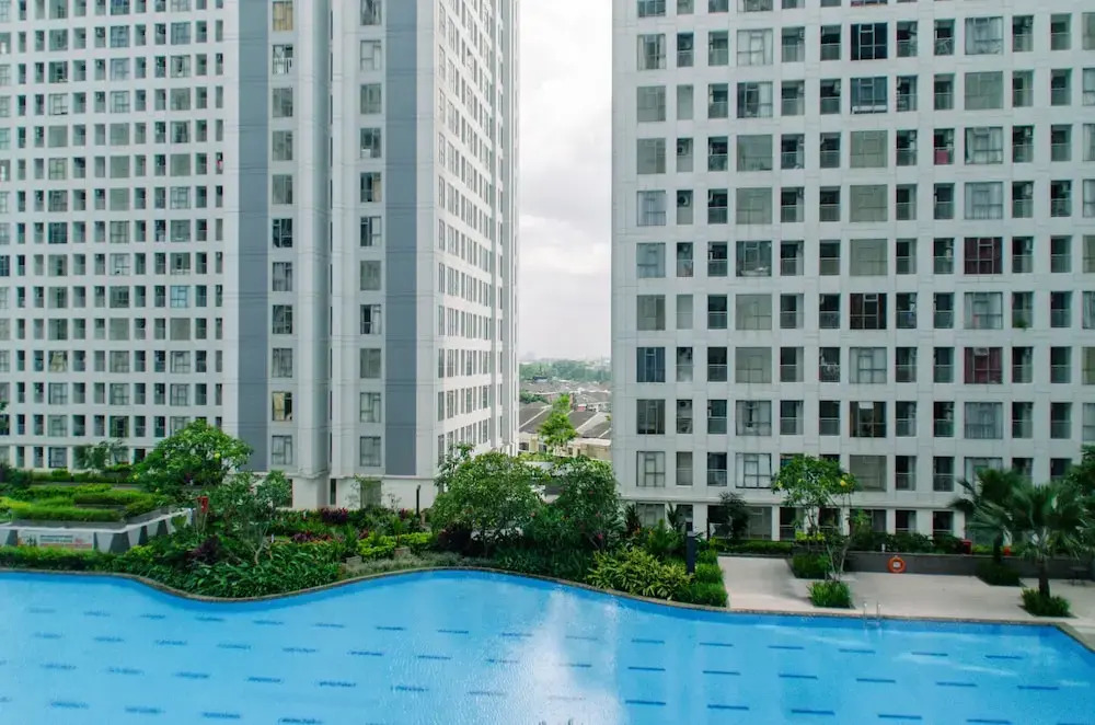 Good Deal 1BR Apartment M-Town Residence near SMS