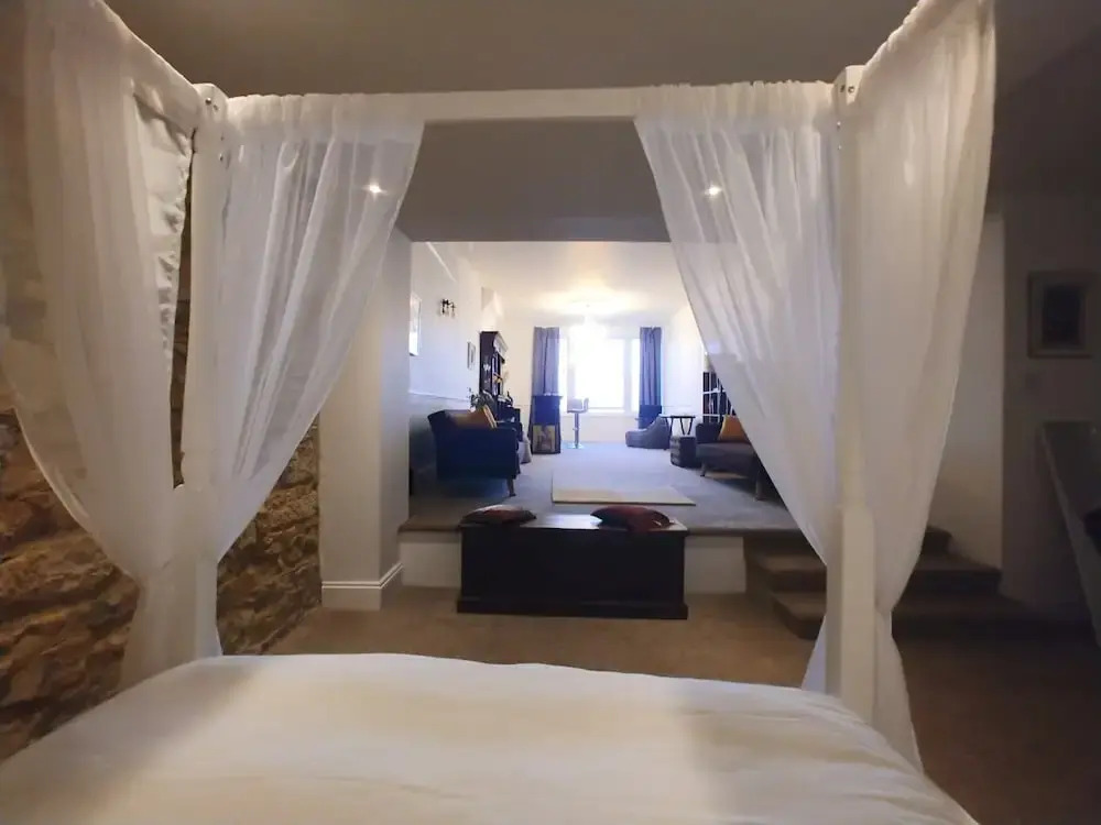 St Leonards Seaside Apartment