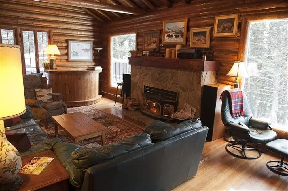 Silver Forest Inn
