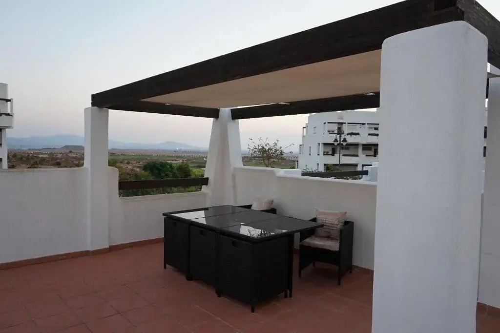 2 bed apartment on Condado De Alhama with roof solarium N5
