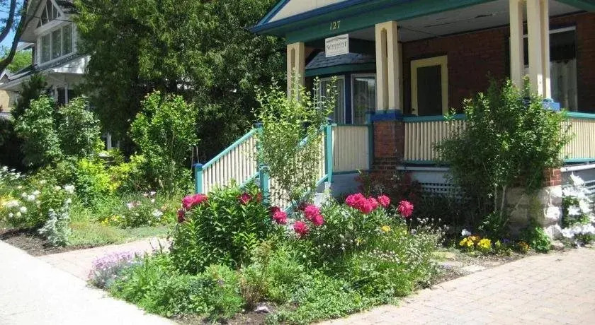 Woodmont Guest House