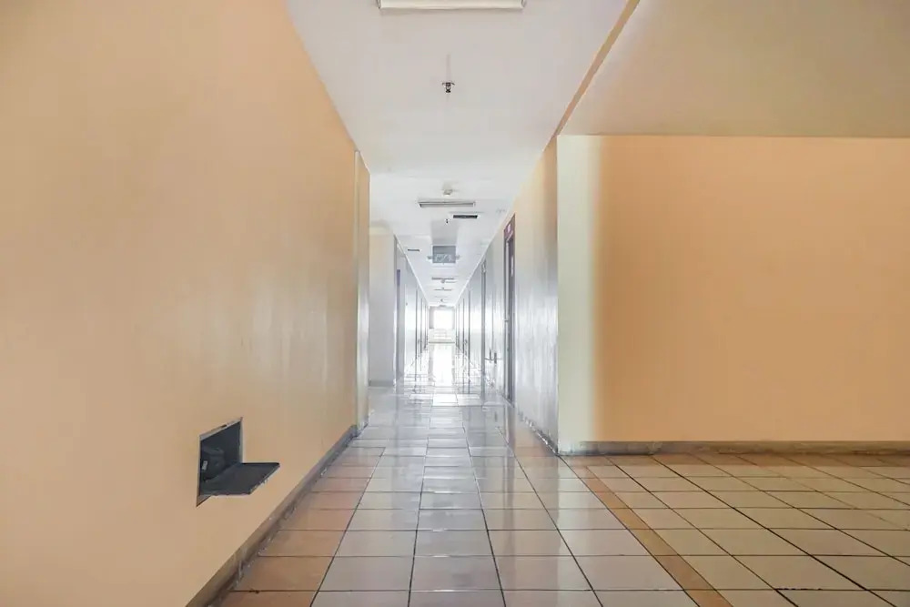 Hotel O Apartement Cibubur Village kaisar property Lobby B