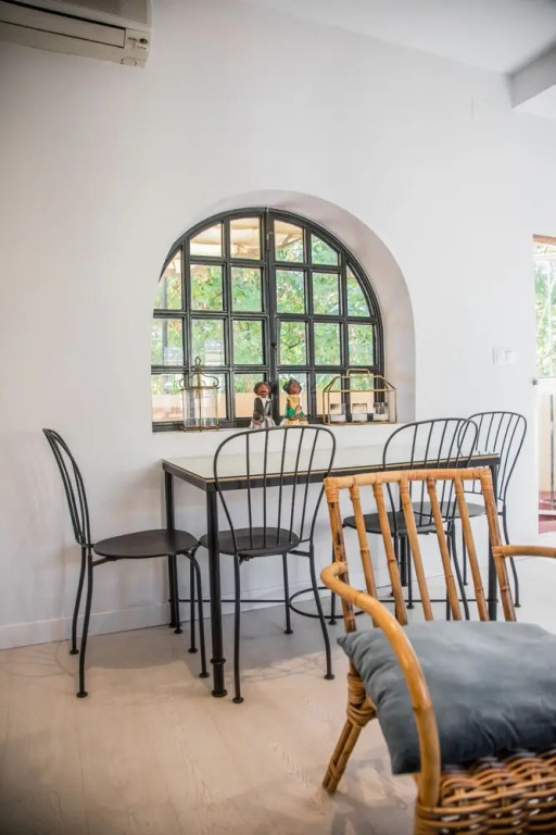 Riverside Central Colon Penthouse