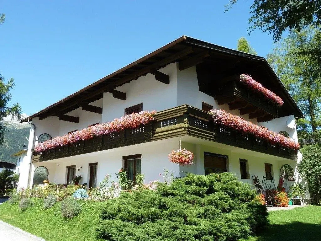 Pension Holzmann