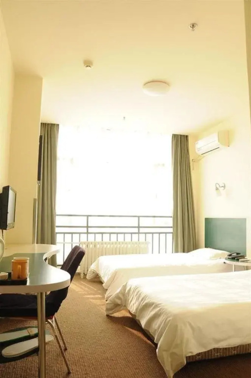 Home Inn Shijiazhuang Xinbai Square