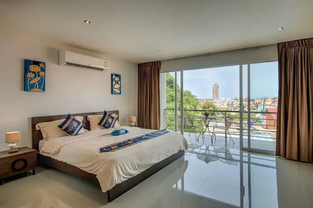 Bayshore Oceanview Apartment F11-f12
