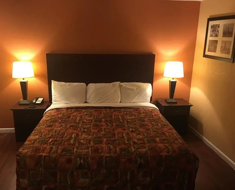 Four Season Motel