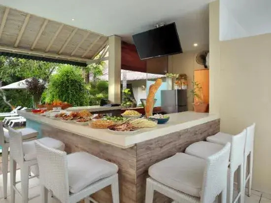 Best Location, 9 Bedr Pool Villa, Close To Beach