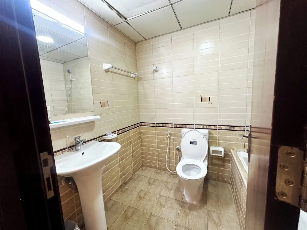 Rest Partition Room in Tecom Near Metro