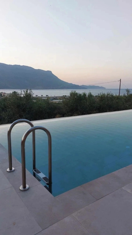 Nusa Retreat - Seaview luxury residences - ideal for groups