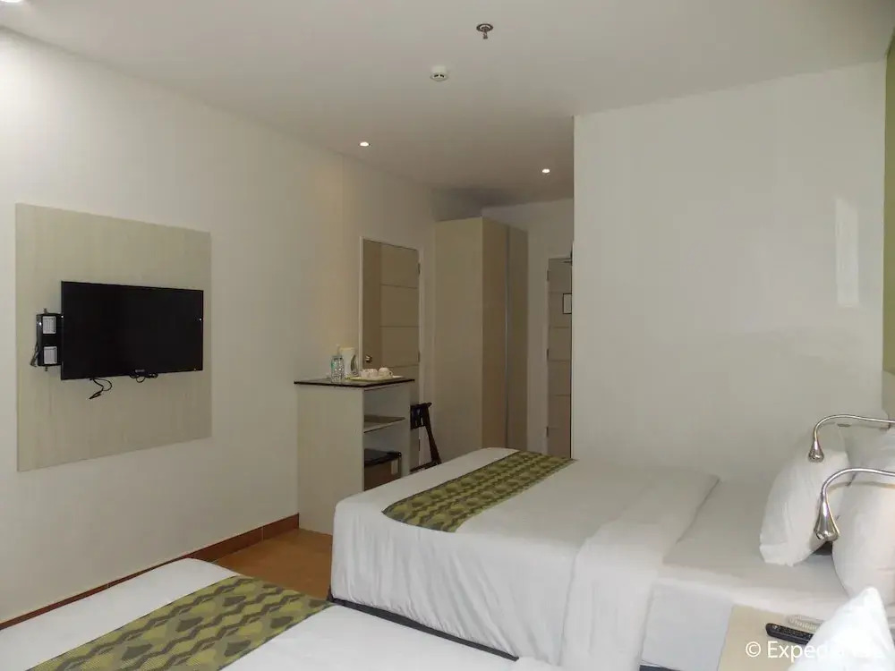 ZEN Rooms Hamersons Cebu