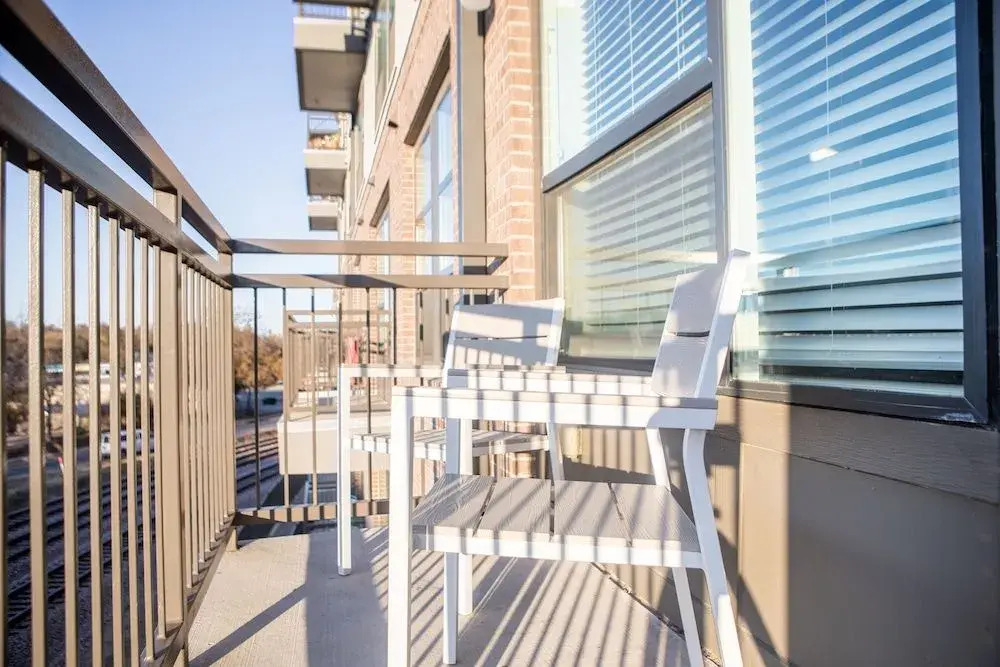 WanderJaunt - Hip East Austin Apartments