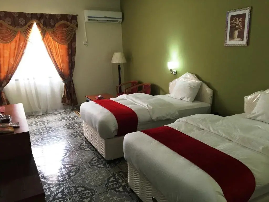 Al Rusayl Hotel