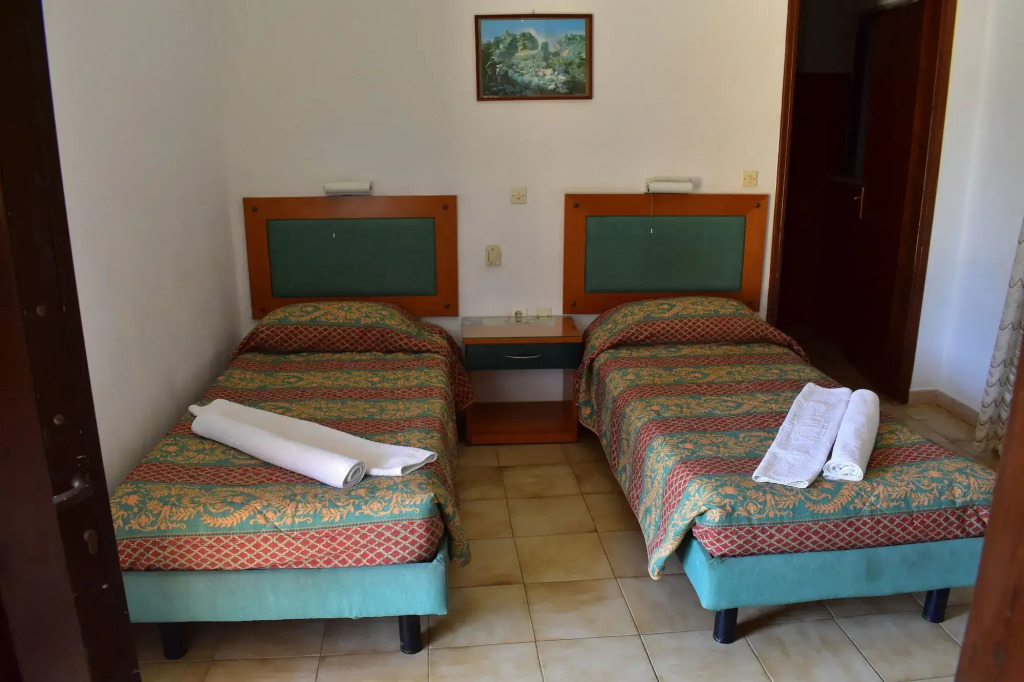 Oula Maisonettes Suites