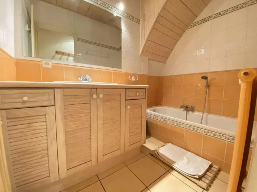 Appartement Praz-sur-Arly, 2 pièces, 4 personnes - FR-1-603-6
