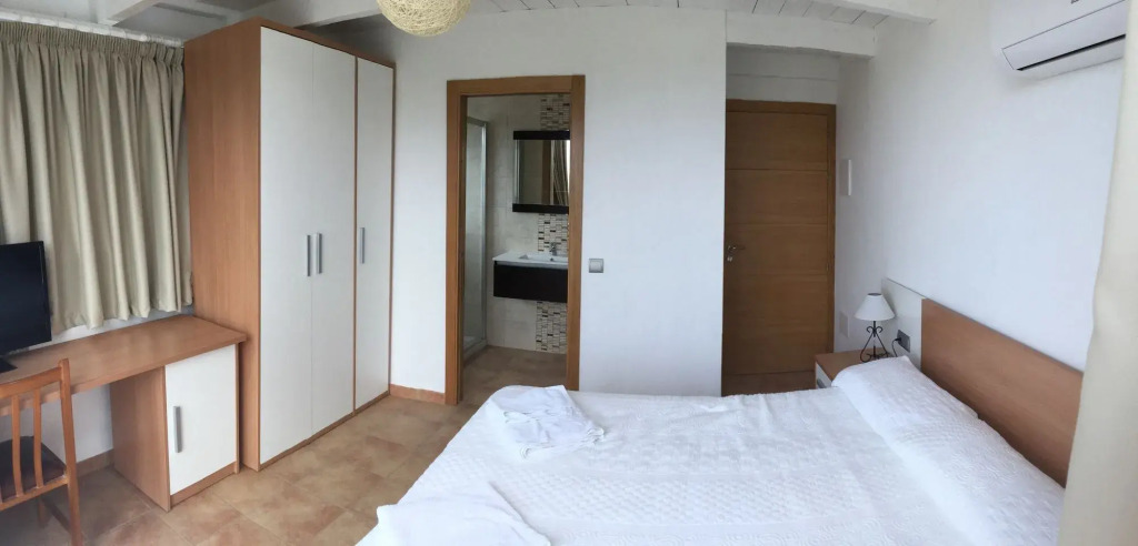 Hostal Cala Boix
