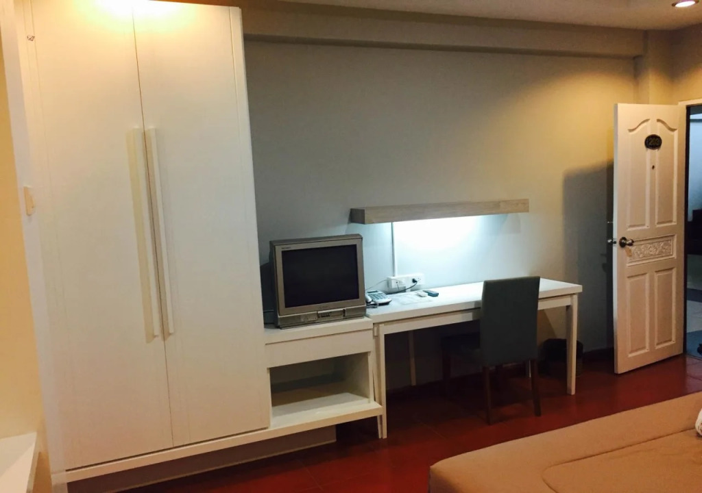 Huaymuang Apartment