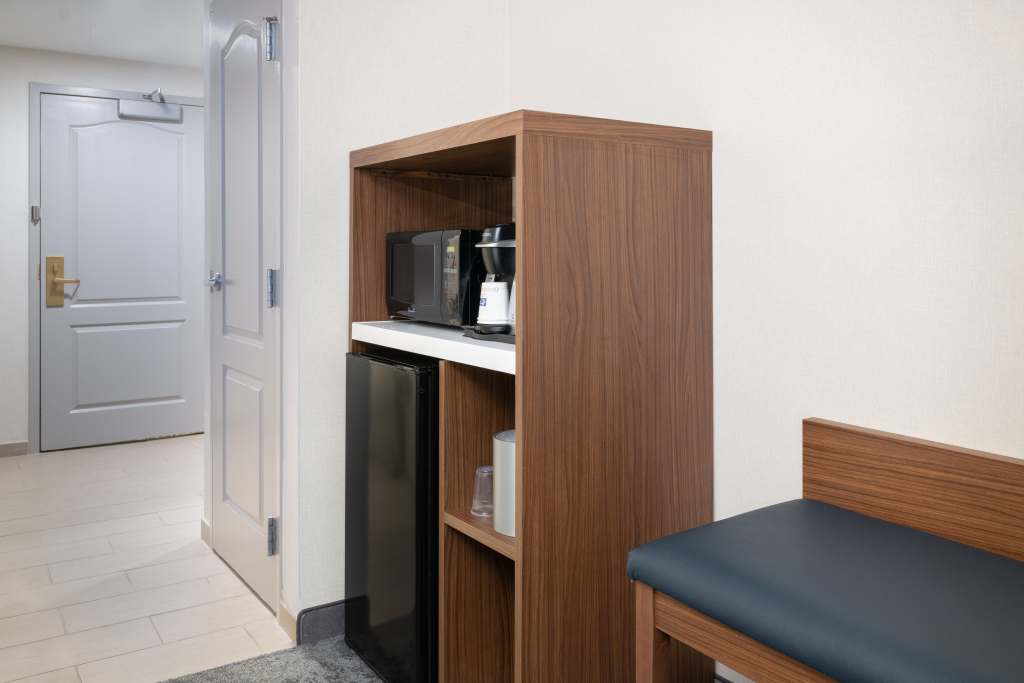 Holiday Inn Express & Suites Boston - Cambridge by IHG