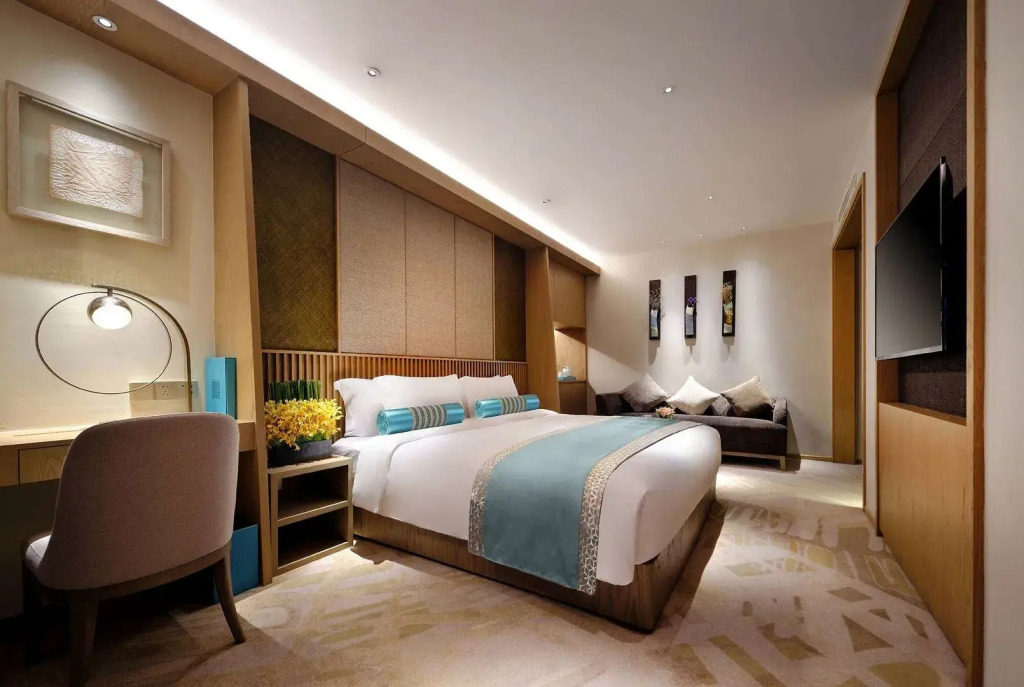 Wyndham Grand Plaza Royale Shuangyue Bay