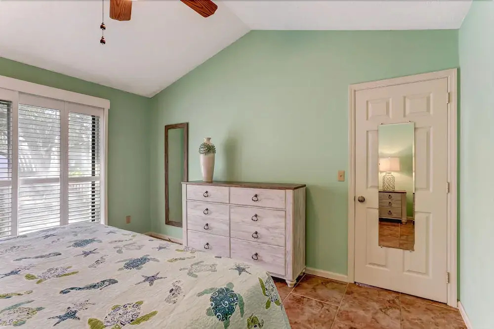 Cake By The Ocean - 3 Br Condo