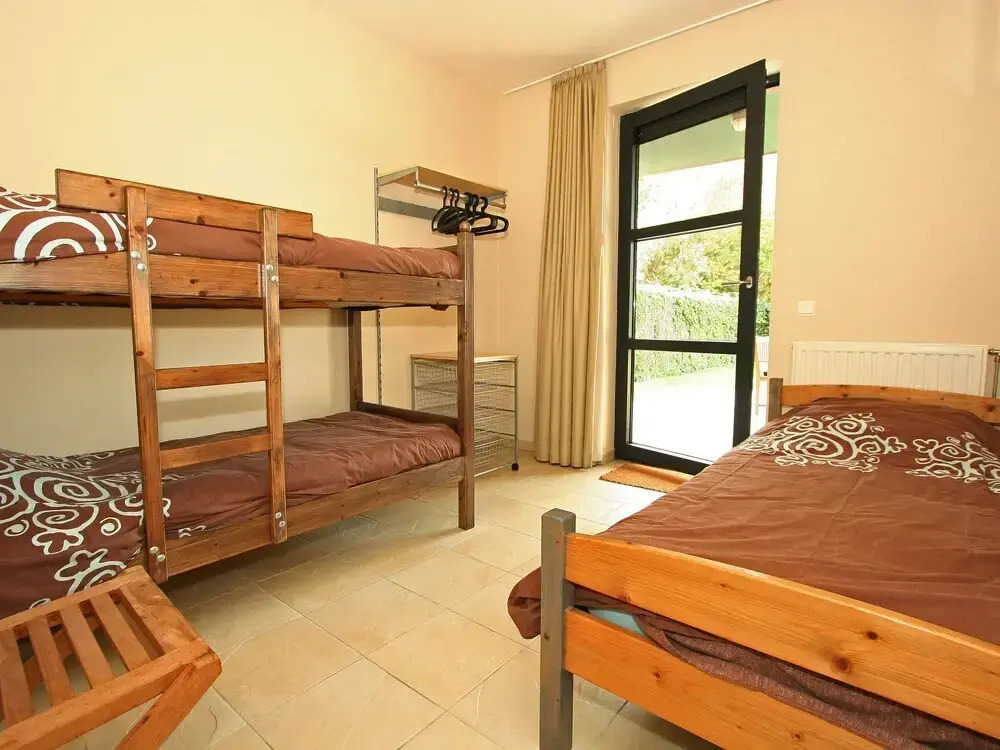 Apartment, located a stone's throw away from the sea.