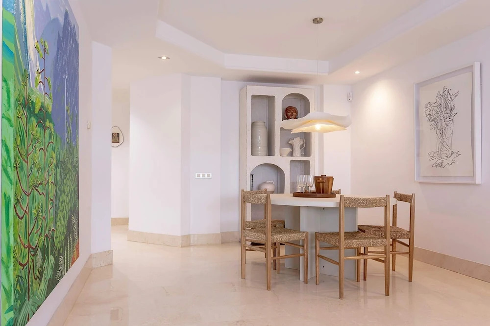Bright Apartment Front of Beach Guadalmansa Beach