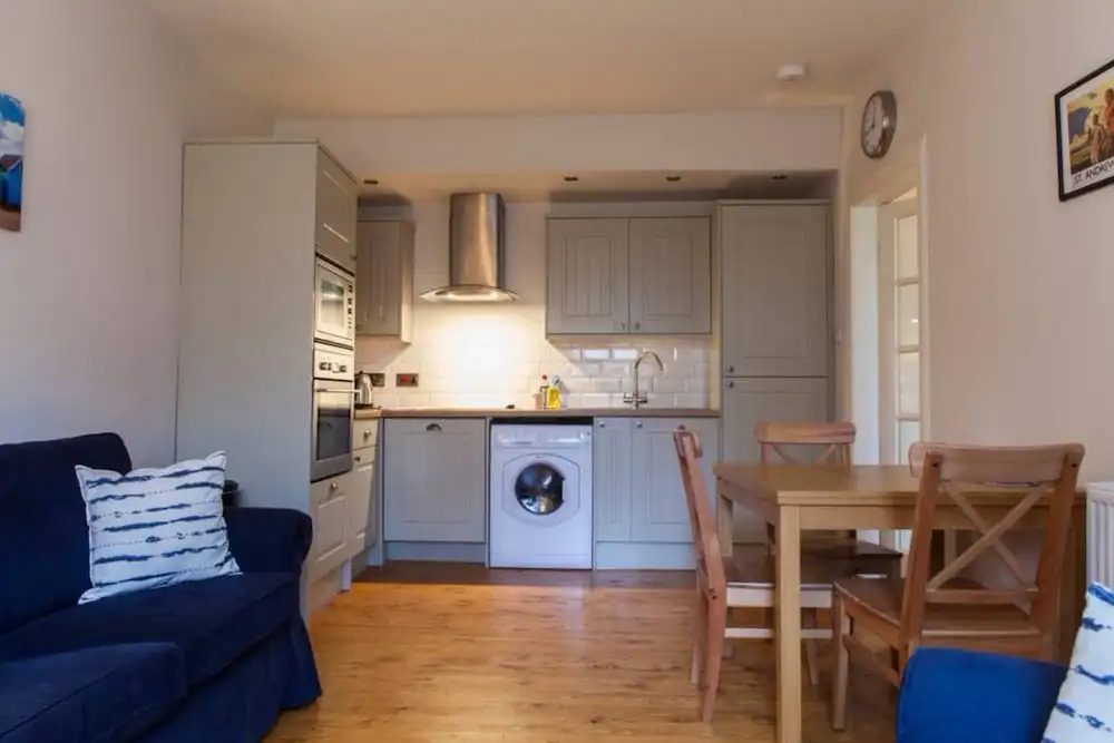 1 Bedroom Apartment Near New Town