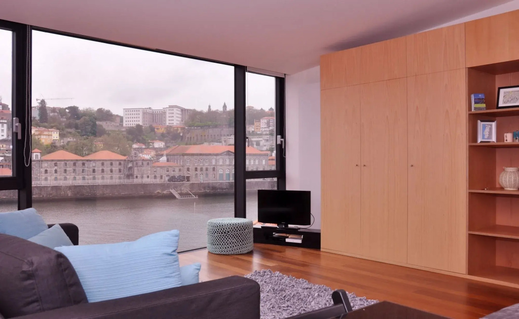 LUXURY VIEWS by YoursPorto